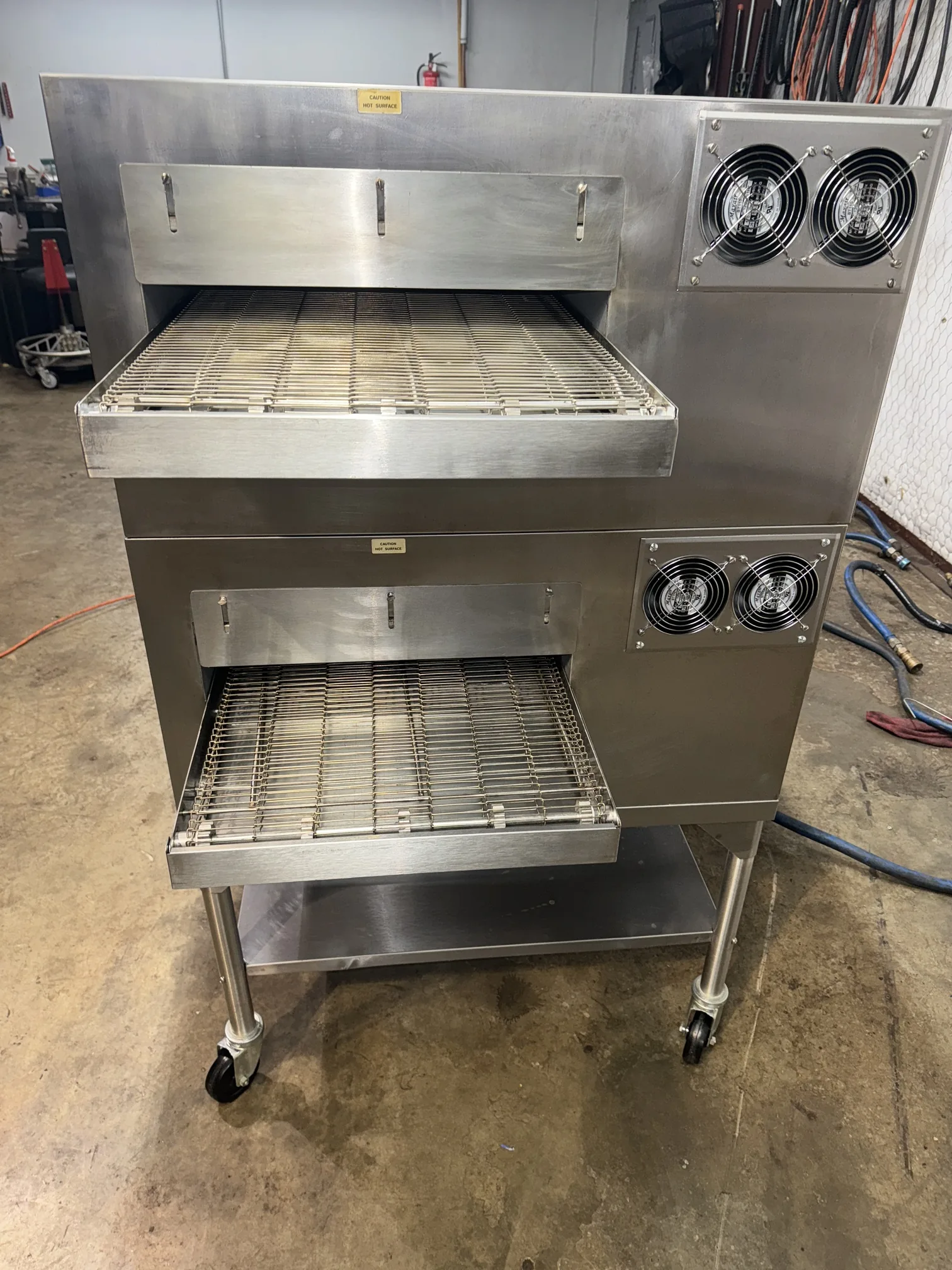 Blodgett MT1828G Natural Gas Conveyor Pizza Ovens thumbnail 7