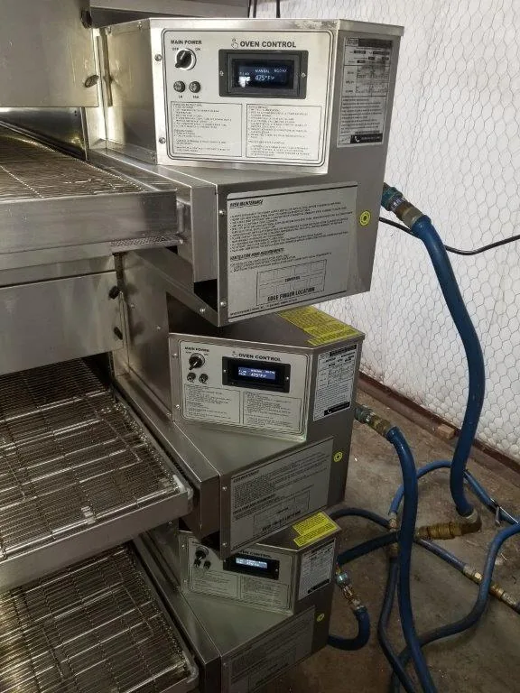 Edge 4460 Natural Gas Conveyor Pizza Ovens thumbnail 6