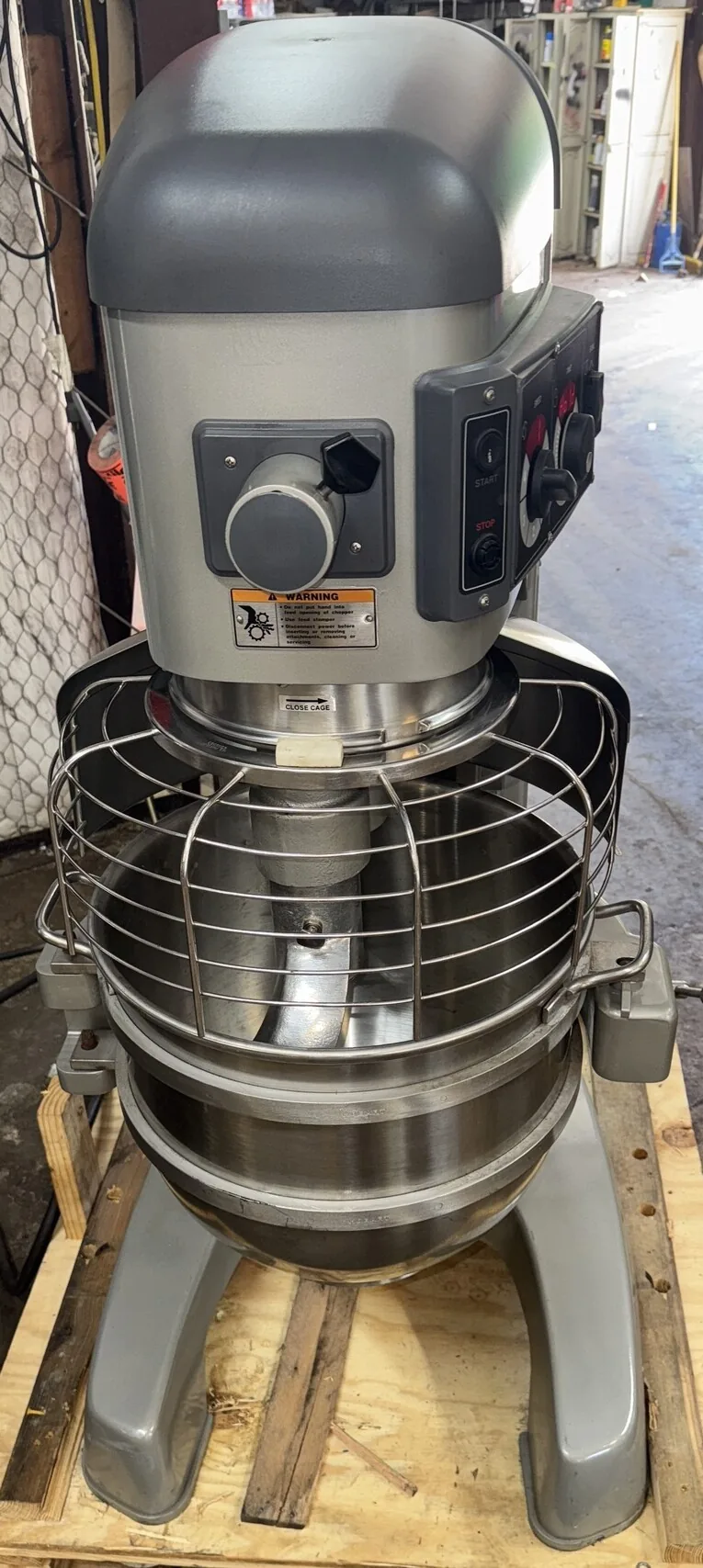 Hobart HL600 60Qt Legacy Planetary Mixer w/ Attachments thumbnail 2