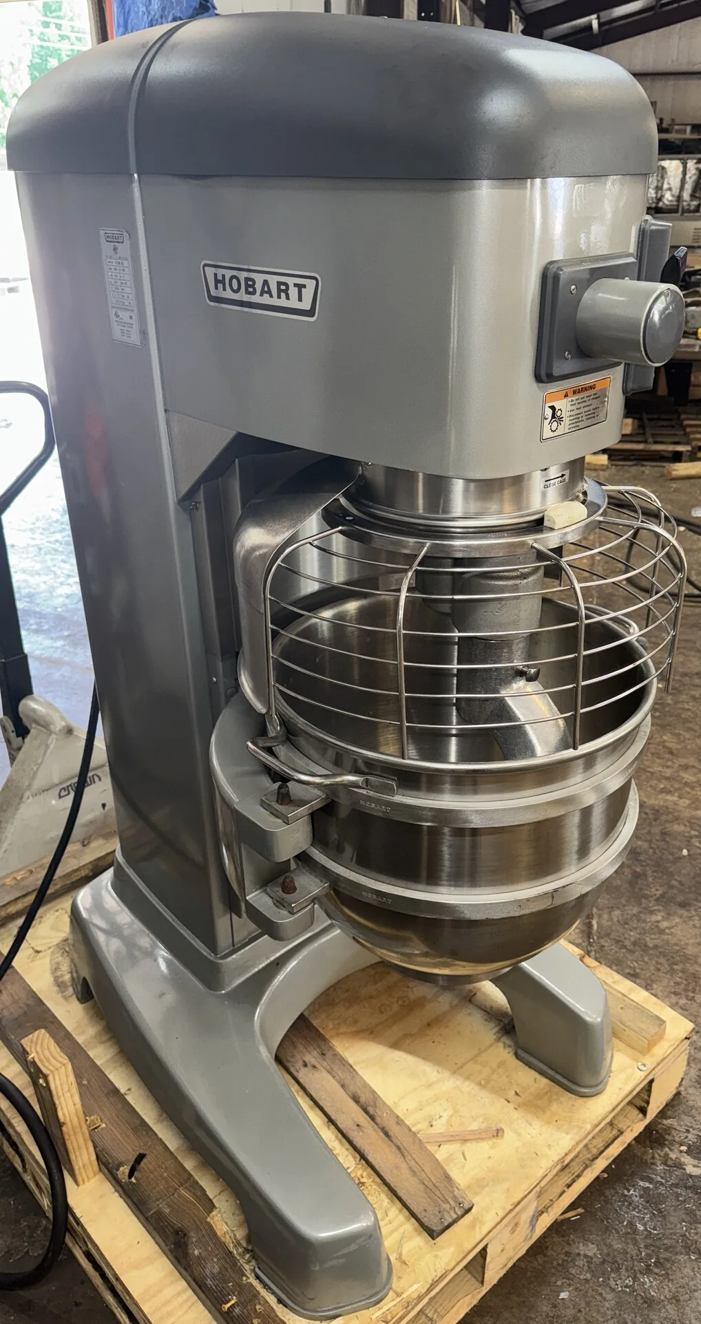 Hobart HL600 60Qt Legacy Planetary Mixer w/ Attachments thumbnail 3