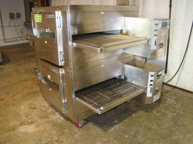Lincoln Impinger 1000 Pizza Conveyor Oven thumbnail 2