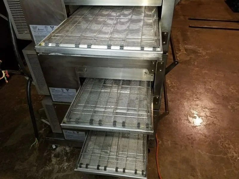 Lincoln Impinger 1100 Series Triple Stack Pizza Electric Conveyor Ovens thumbnail 4