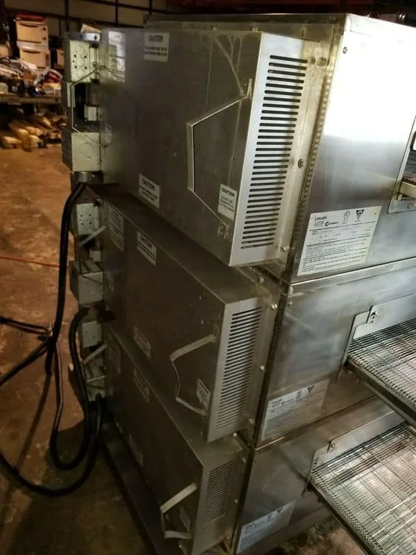 Lincoln Impinger 1100 Series Triple Stack Pizza Electric Conveyor Ovens thumbnail 6
