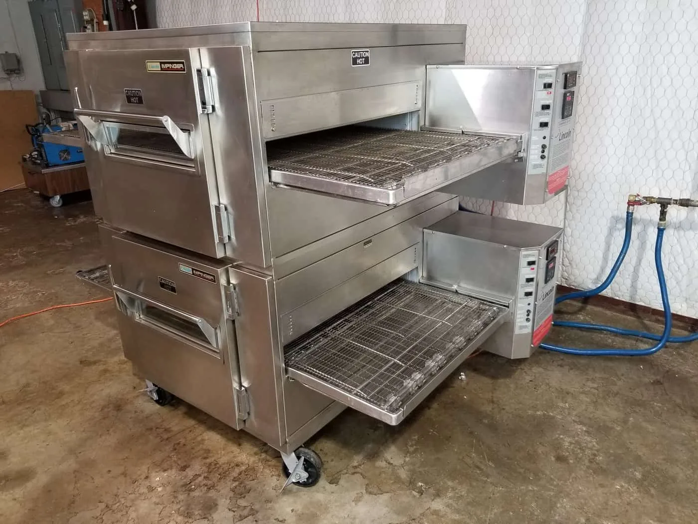 LINCOLN IMPINGER 1450 PIZZA CONVEYOR OVEN thumbnail 3