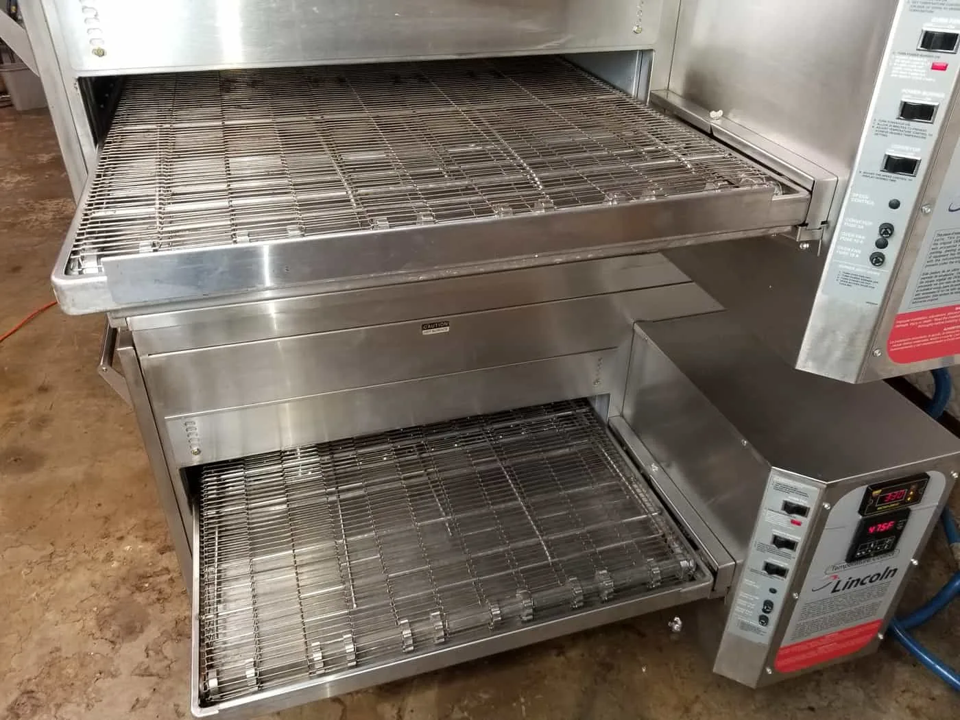LINCOLN IMPINGER 1450 PIZZA CONVEYOR OVEN thumbnail 5
