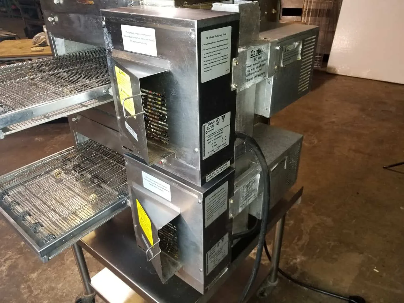 Lincoln Impinger 2501 Conveyor Pizza Ovens thumbnail 5