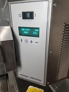 Lincoln Impinger 3270 Natural Gas Conveyor Pizza Ovens thumbnail 6