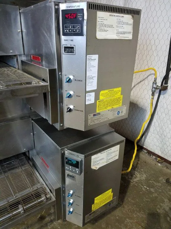 Middleby Marshall PS200 Nat. Gas Pizza Conveyor Oven thumbnail 5
