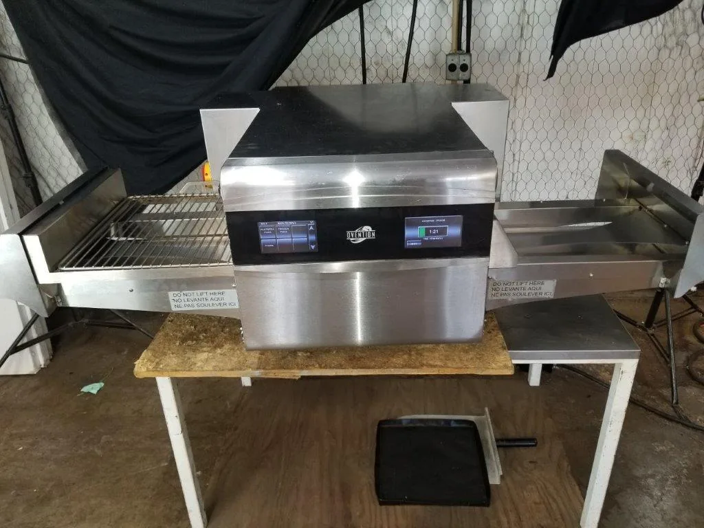 Ovention Matchbox 1718 Electric Pizza Conveyor Oven - image 1