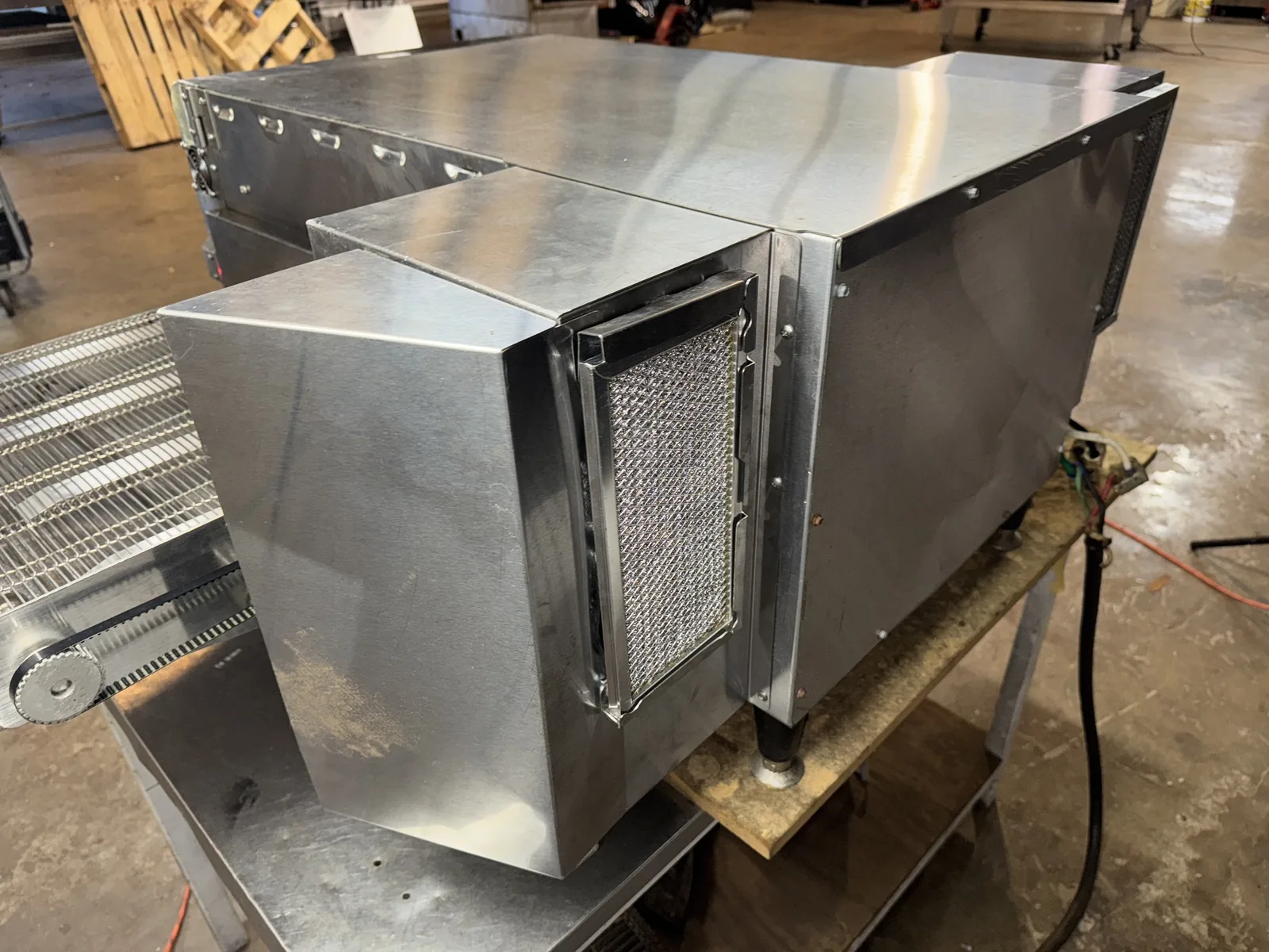 Ovention S2000  Electric Shuttle/Conveyor Pizza Ovens thumbnail 5