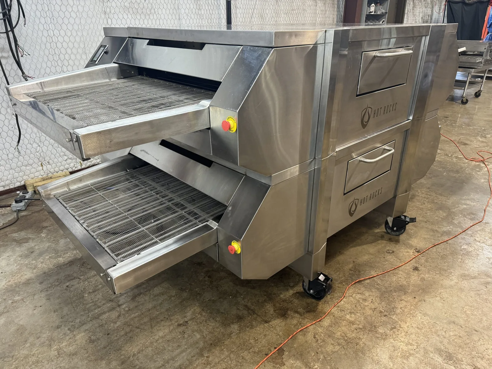Picard Hot Rocks HR 70-33 Nat.Gas Conveyor Pizza Ovens thumbnail 2