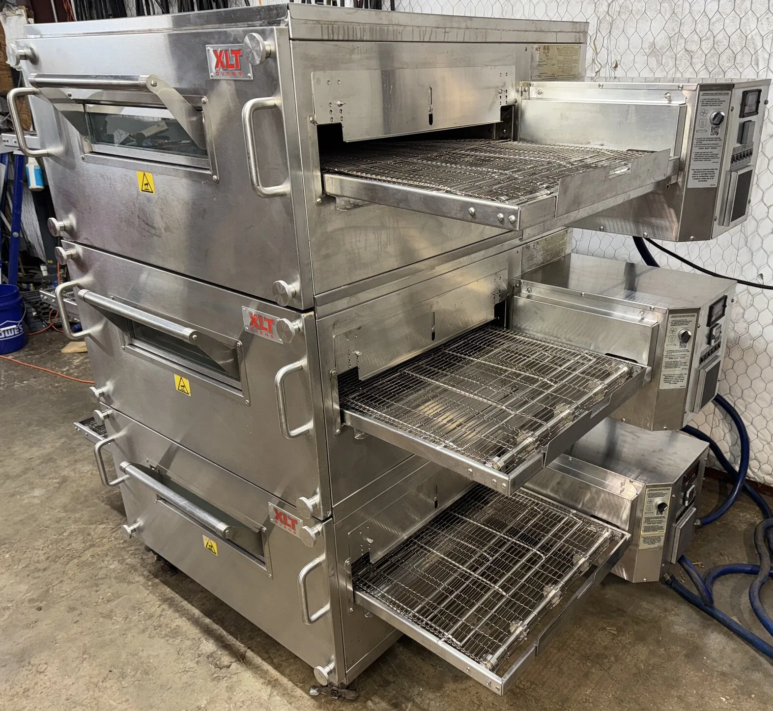 XLT 2440 Conveyor Pizza Ovens thumbnail 3