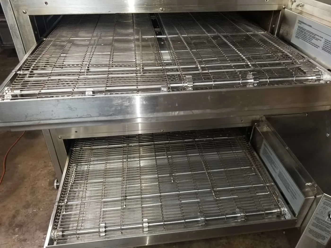 XLT 3240 Conveyor Pizza Ovens thumbnail 4